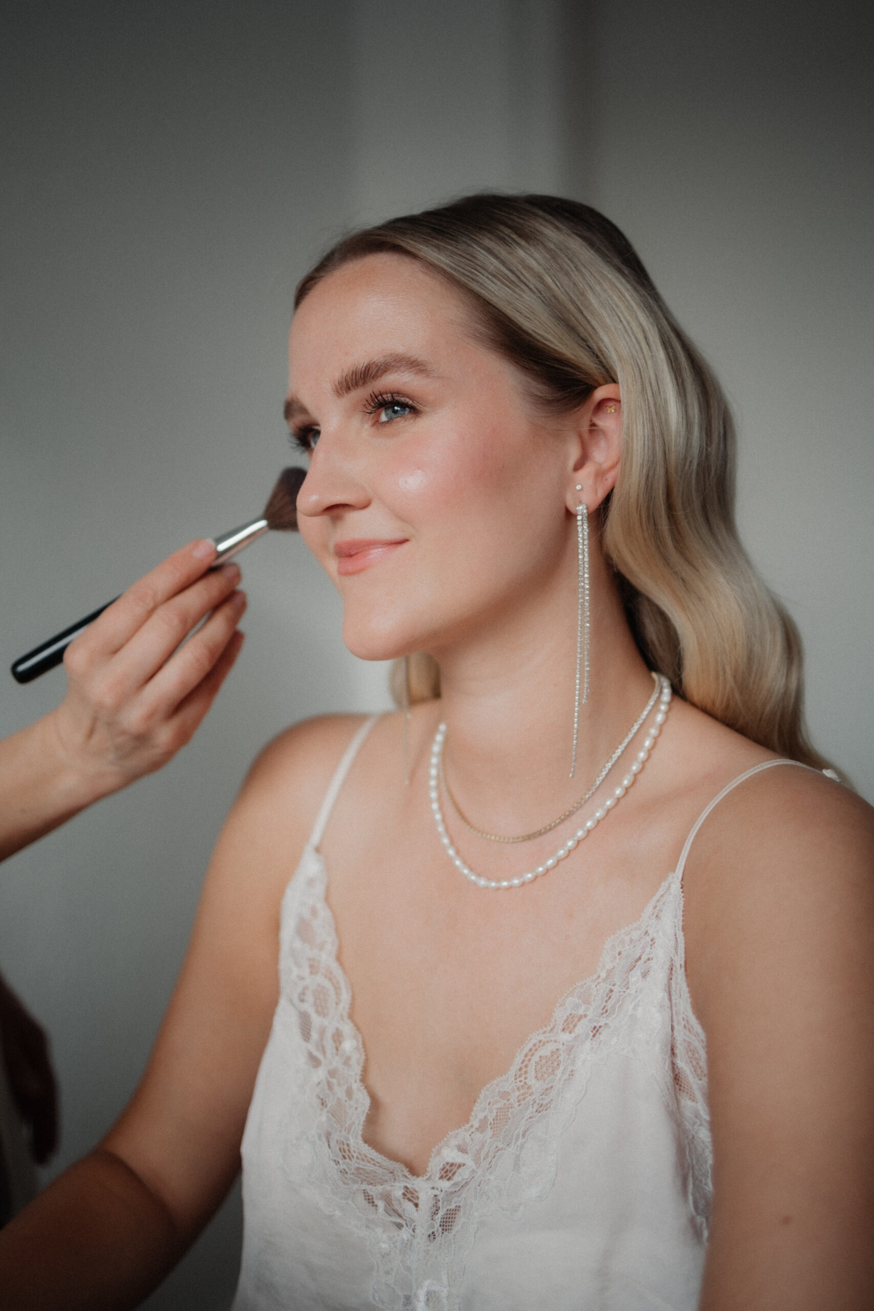 Getting ready Brautmake-up